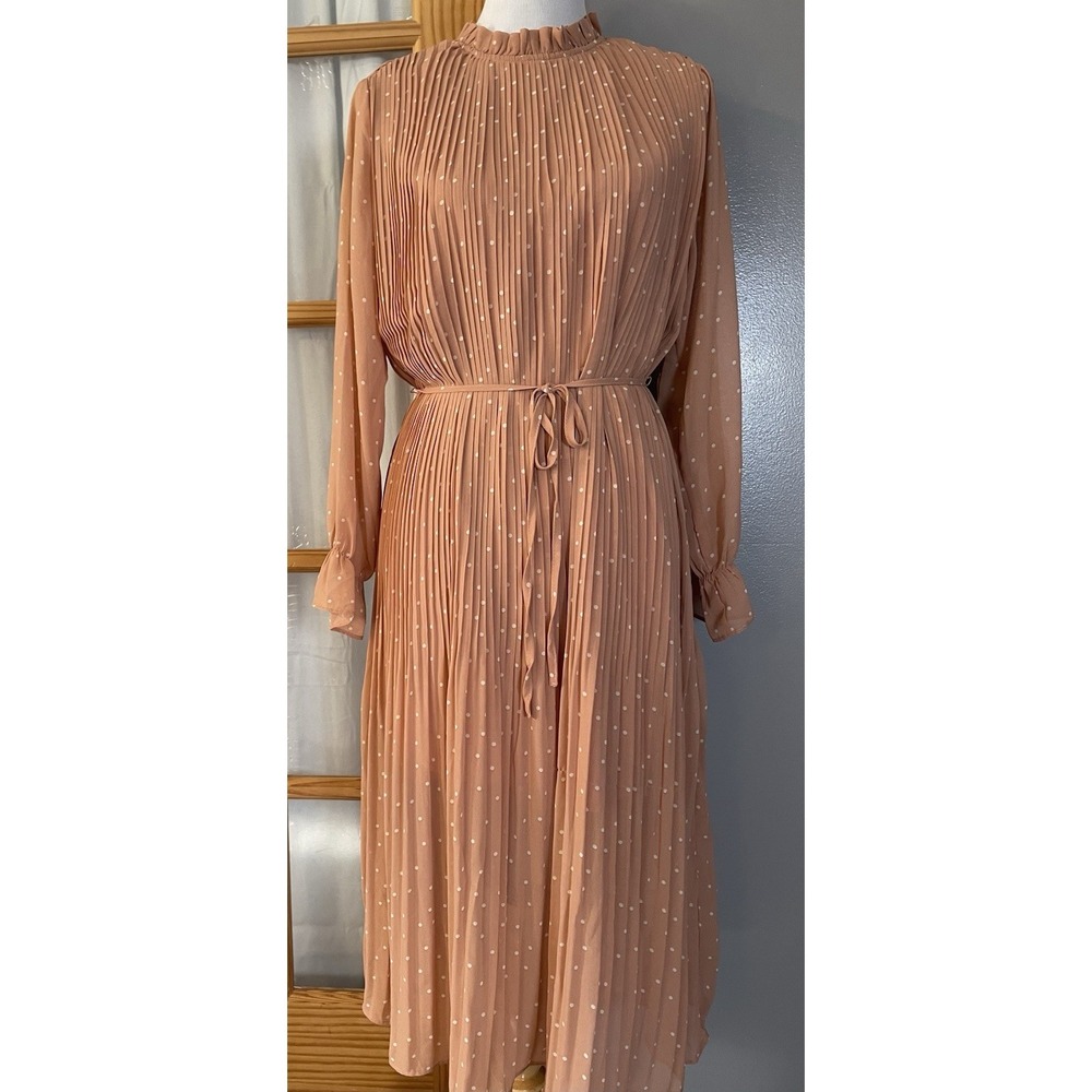 ILLA ILLA Pleated Midi Dress Belted Sz M Peach Polka Dots Long Sleeve Classic